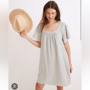 Madewell Lightspun Butterfly Square-Neck Mini Dress. Large. Glassware blue.